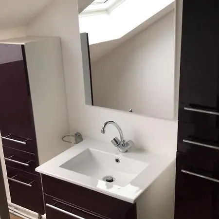 Avec Deux Sur Deux Etages